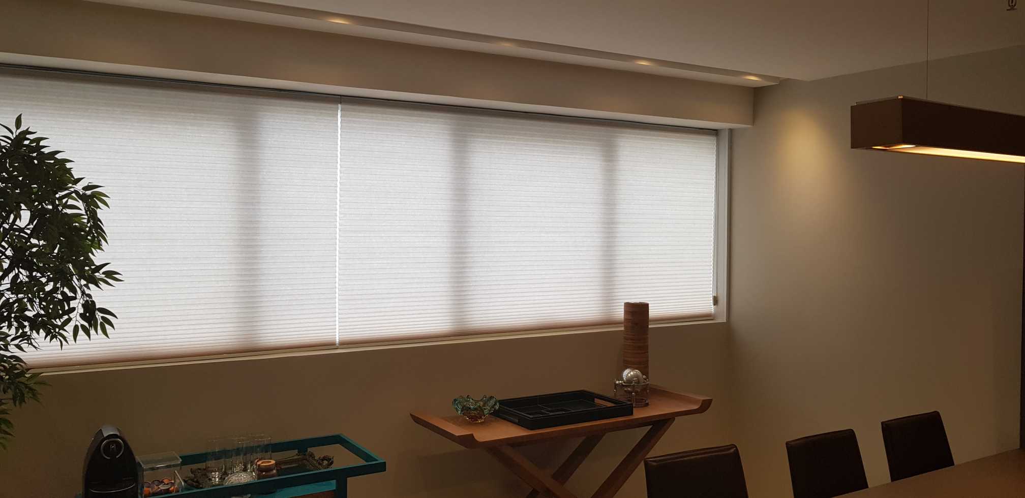 cortina,celular,honeycomb,branca,translúcido,sala,quarto,living, escritório,consultório,theather,blindlux,clean,decoração,design,interior,hd,casa,home,persianas,cortinas,arquitetos,decoradores,janelas,portas.7