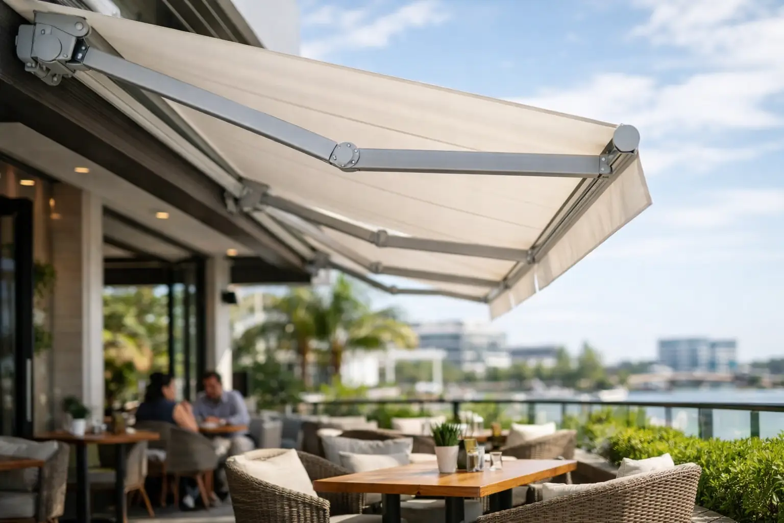 Toldo Articulado Comercial para Áreas Externas
